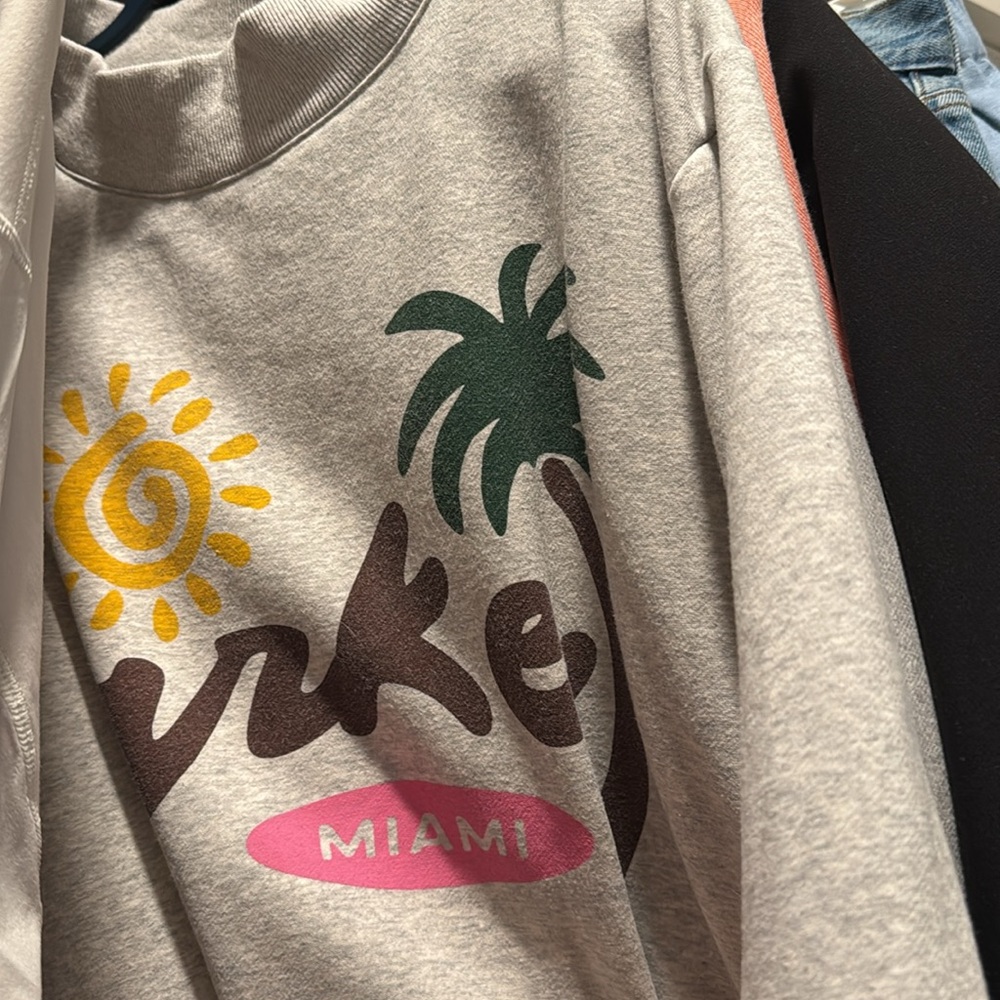 Parke by Chelsea parke oversized L Xl mock neck Sunset Harbor Graphic Sweatshirt